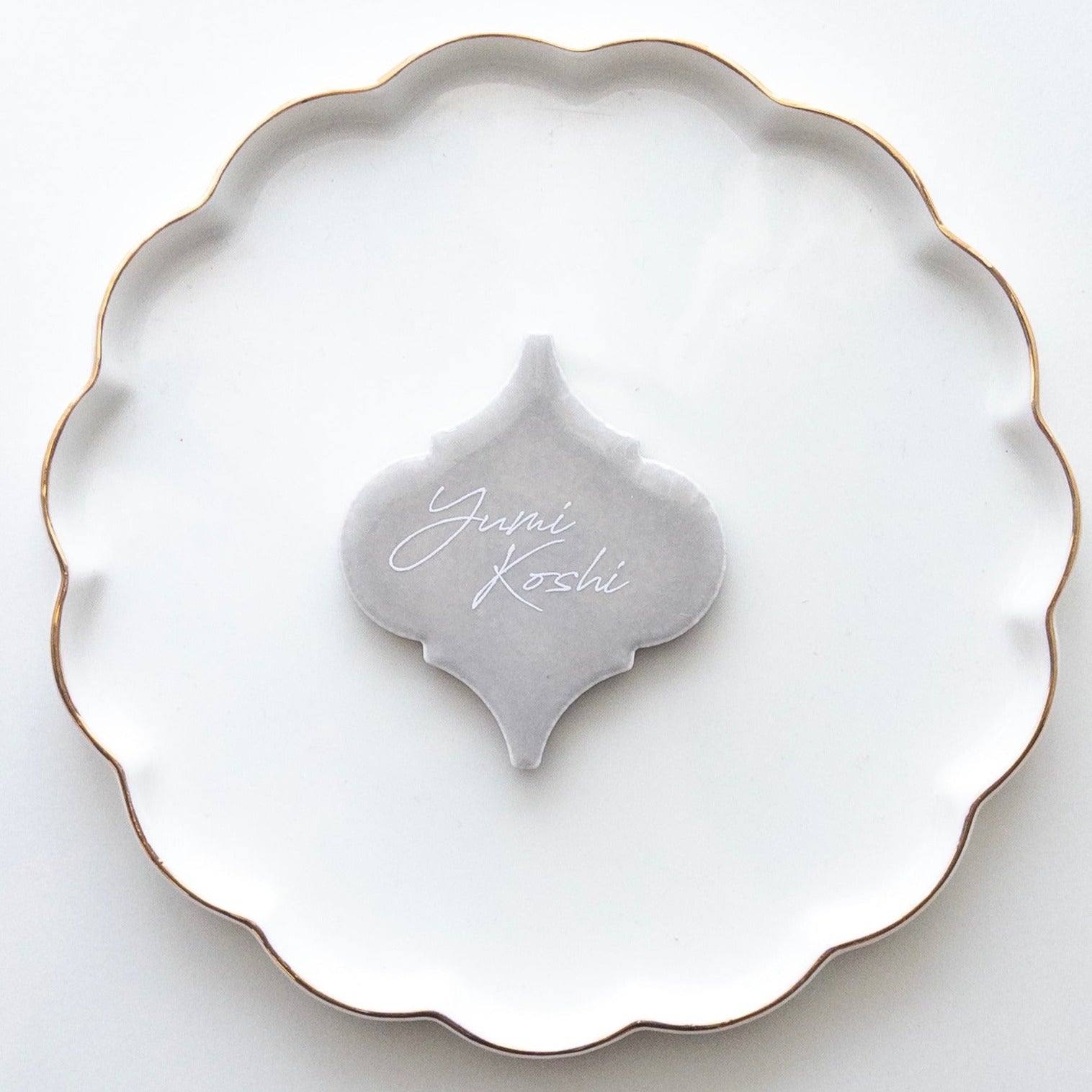 Moroccan nameplate [place card]